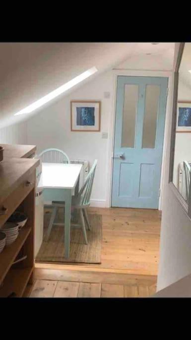 Amazing Seaside Loft Apartment With Sea Views . Sennen Cove Exterior photo