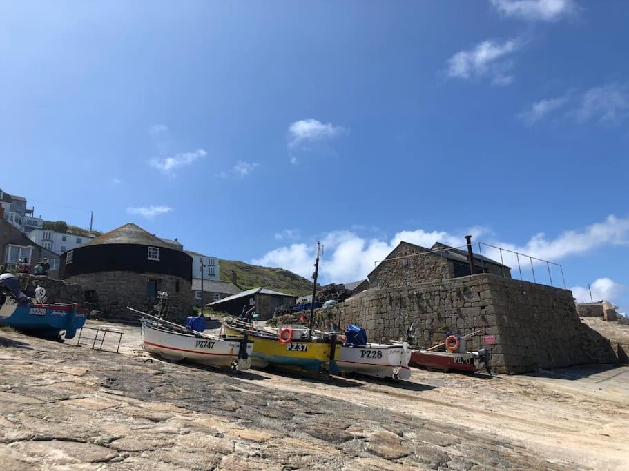 Amazing Seaside Loft Apartment With Sea Views . Sennen Cove Exterior photo